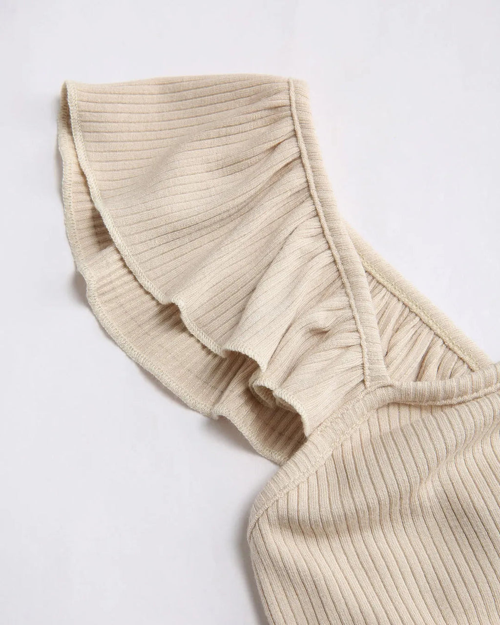 Ribbed apricot frill top