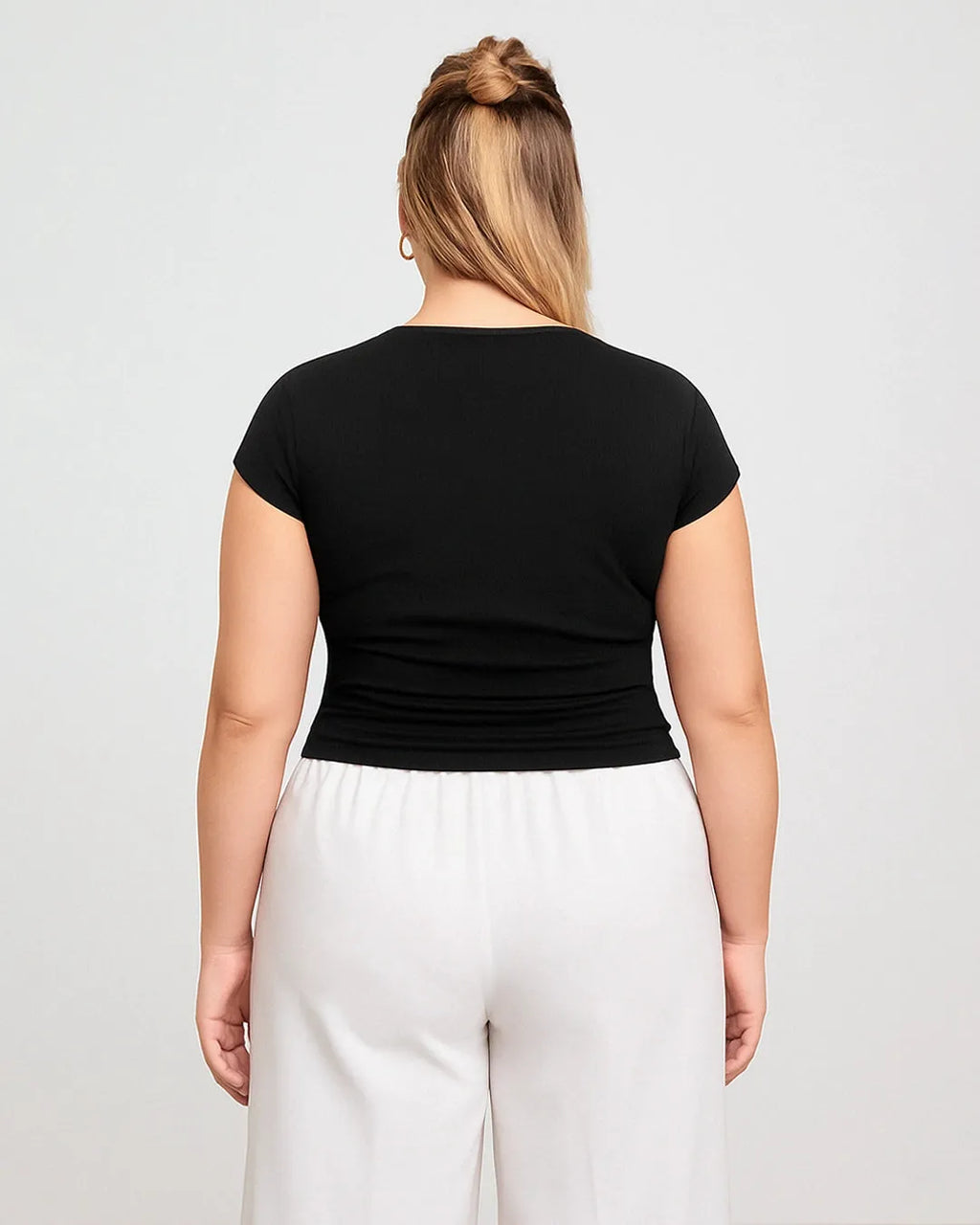 Round Neckline Ruched Solid Short Sleeve Black Top Curve & Plus