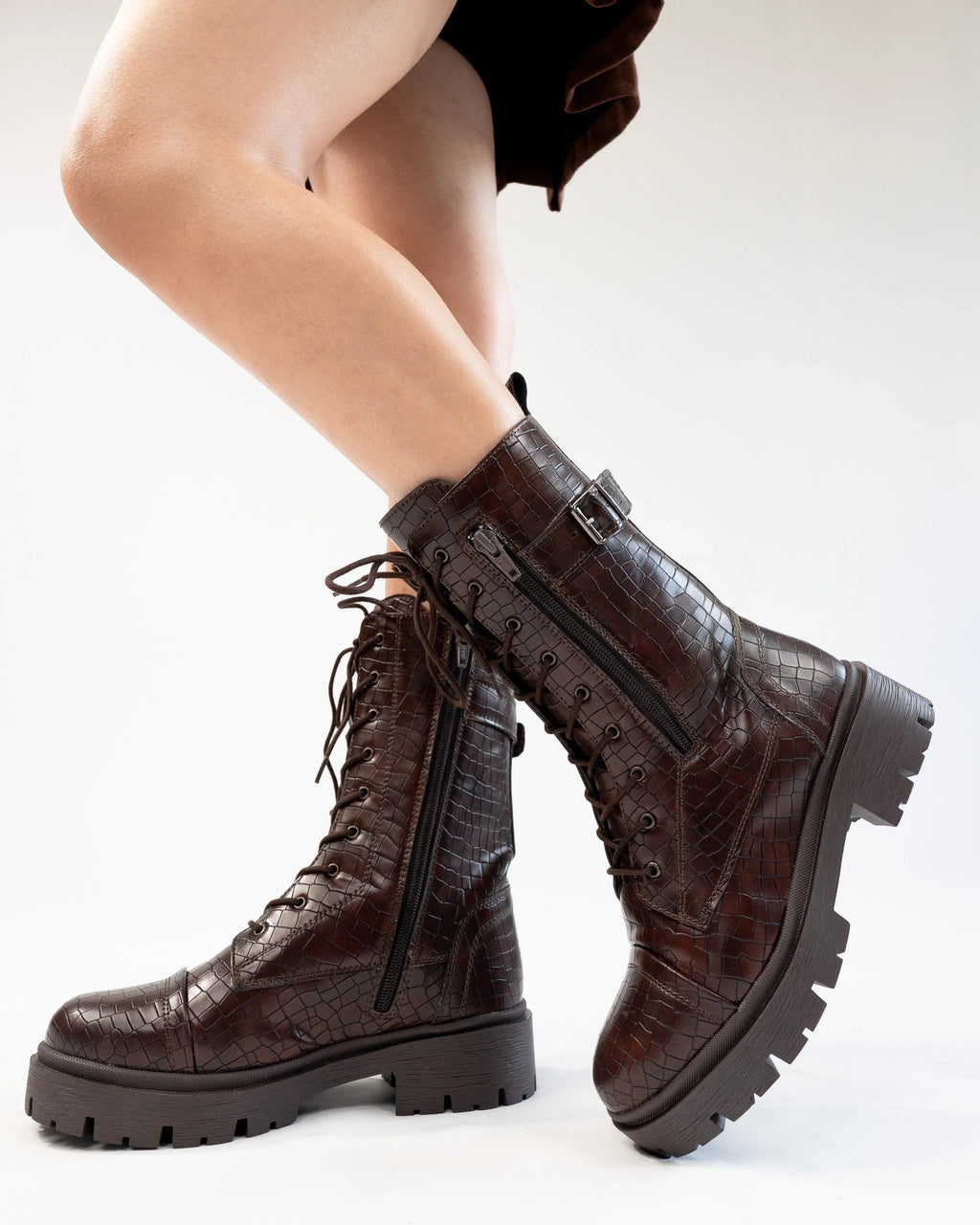 Round Toe Croco Textured Lace Up Boots In Brown