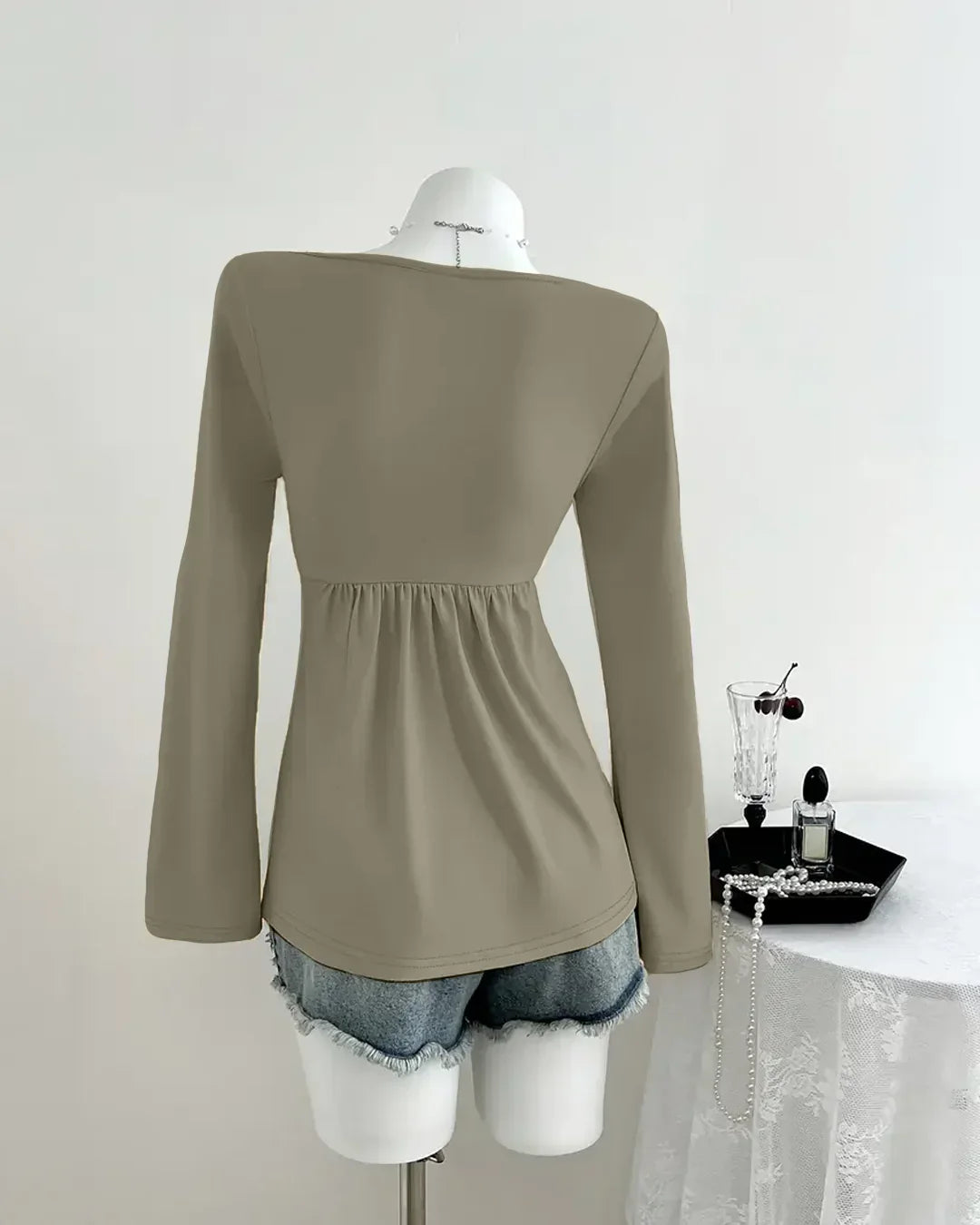 Ruched Sweetheart Neck Long Sleeve Fitted Top in Olive Green