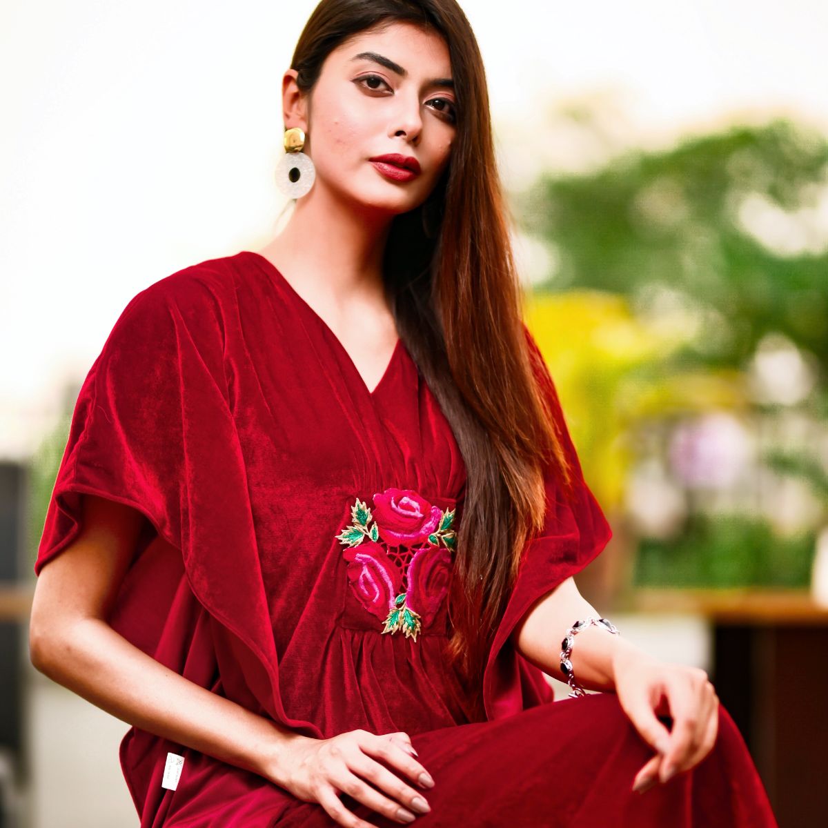 Stretchable Velvet Kaftan with Floral Embroidery - Pinkkup