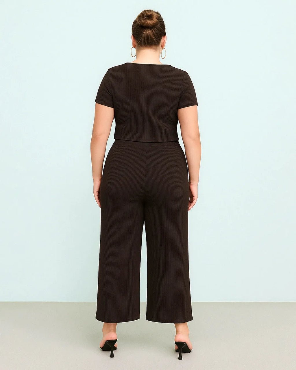 Short Sleeve Crop T-Shirt With V-Neck & Wide Knotted Pant In Chocolate Brown Curve & Plus
