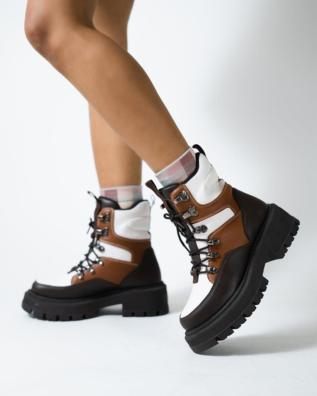 Off Duty Model Aesthetics Puffer Style Chunky Boot
