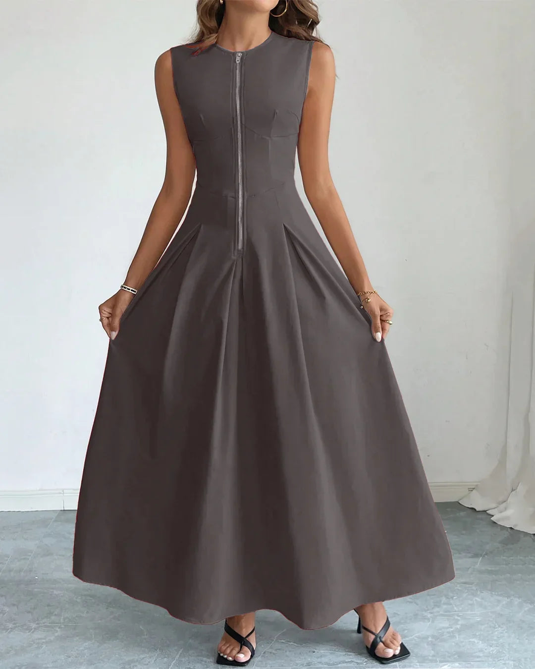 Sleeveless Fit & Flare Maxi Dress in Plum Kitten