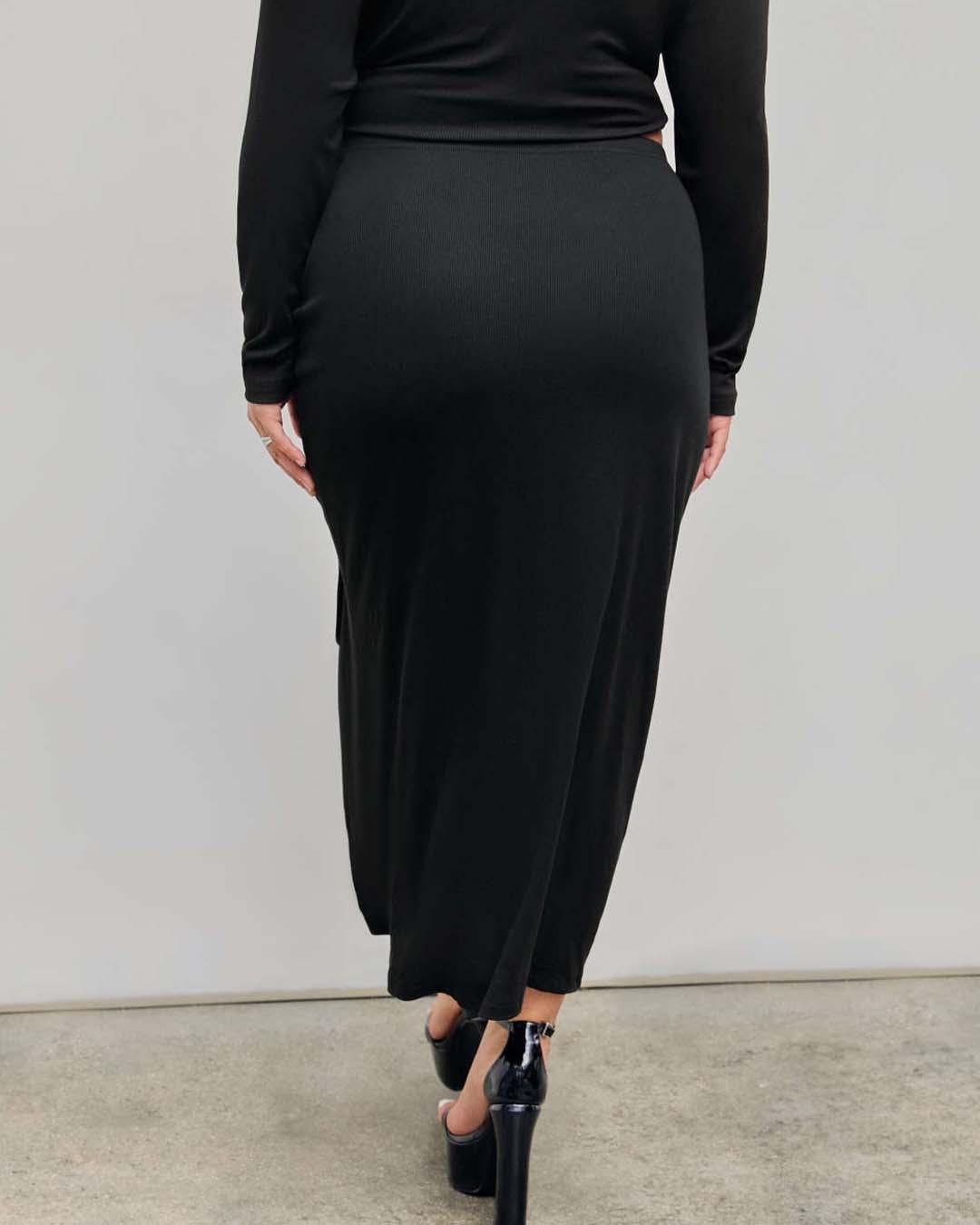 Solid Drawstring Split Maxi Black Skirt Curve & Plus