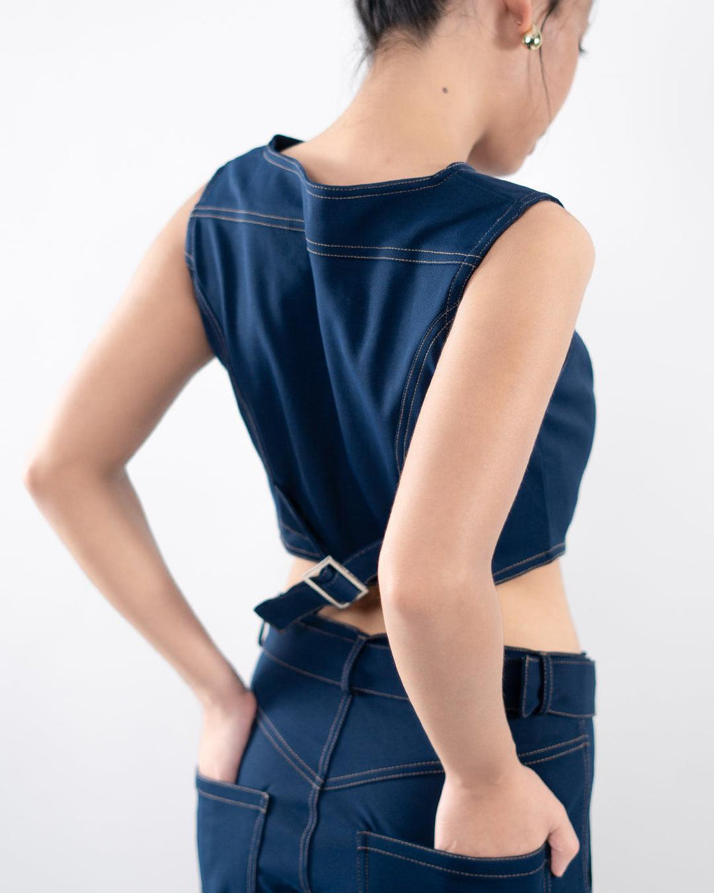 Solid Fitted Top & High Waist Flared Blue Jeans with Insert Pockets