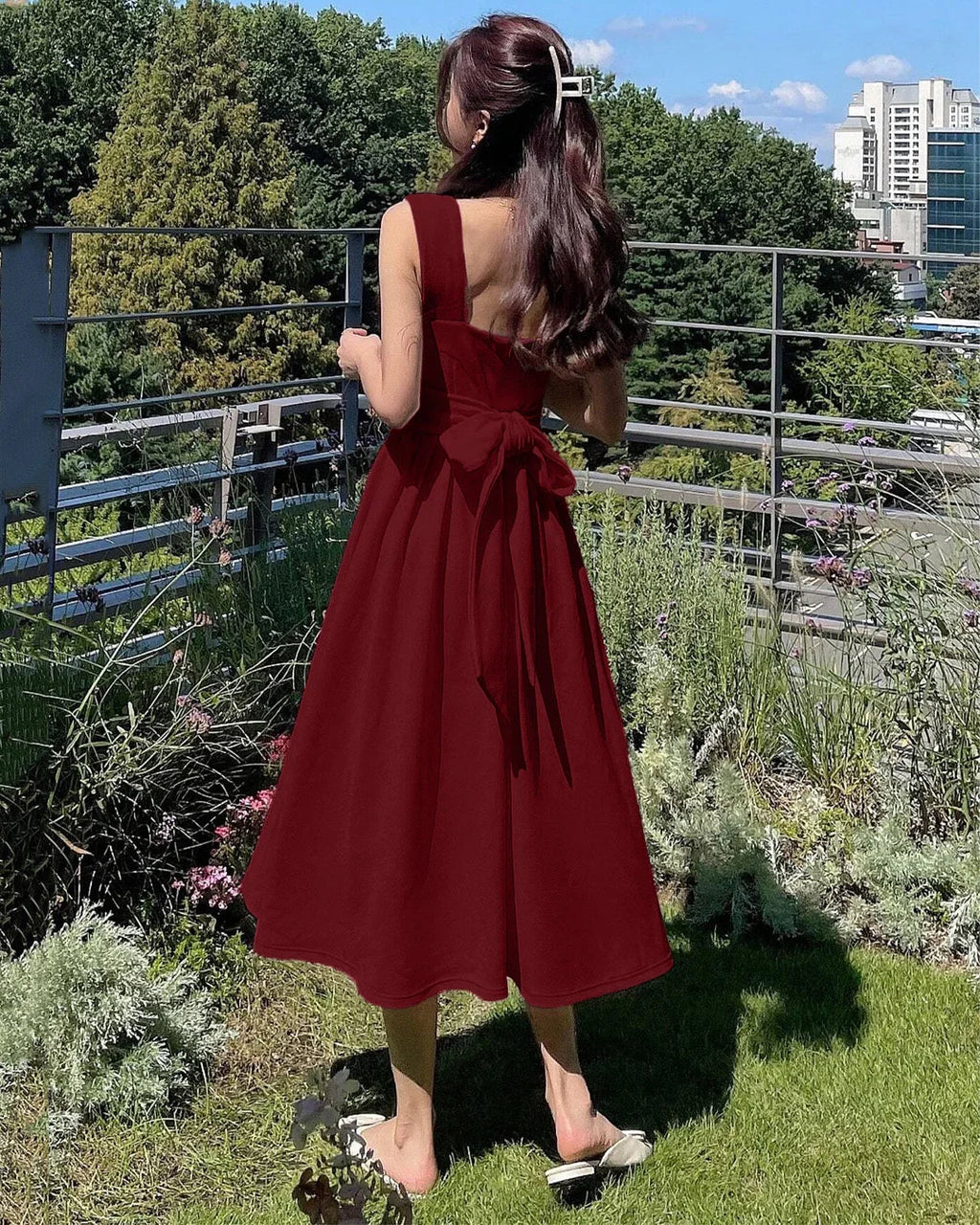 Square Neck Sleeveless Sundress Midi Dress in Maroon