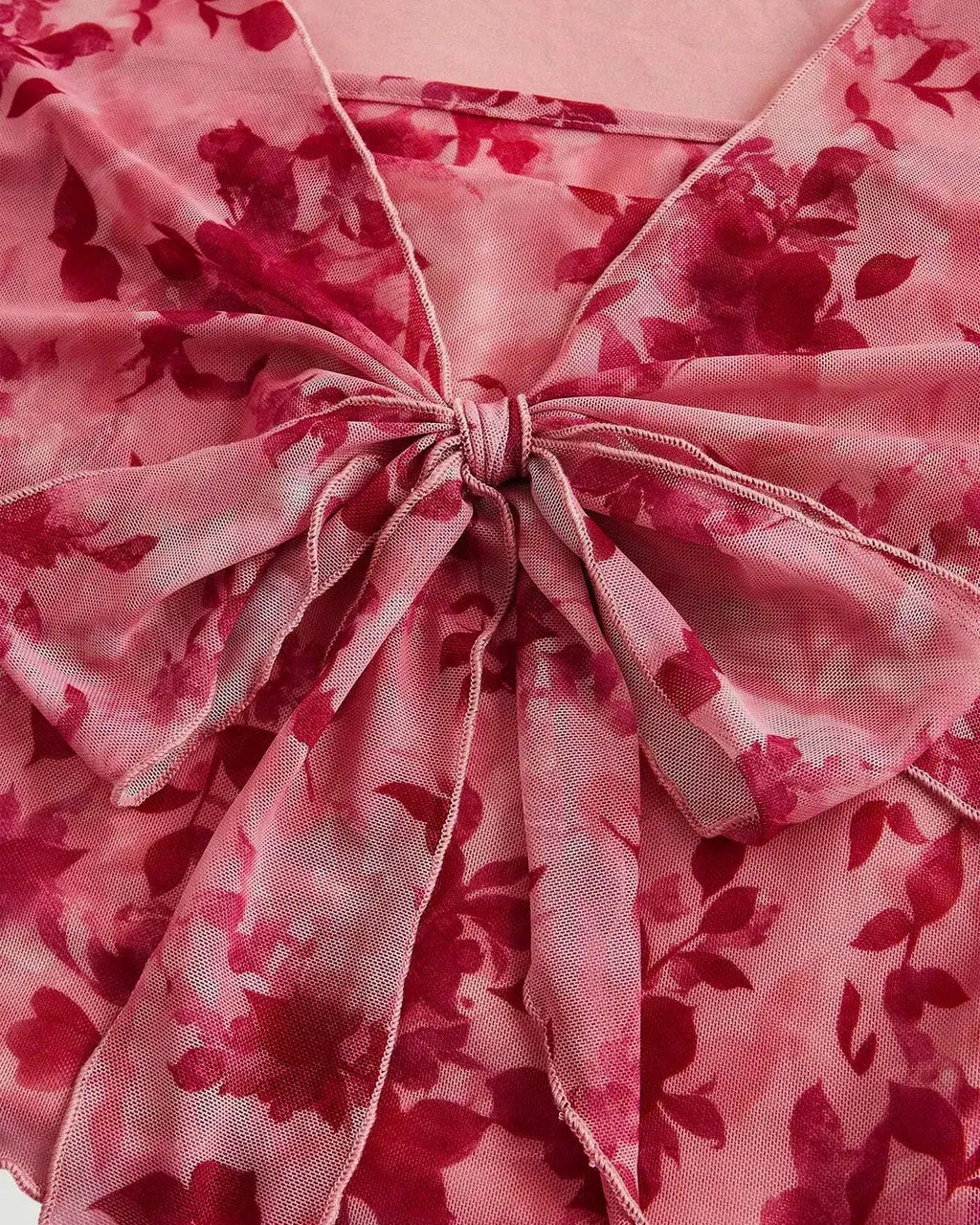 V Neck Tie-Up Bell Sleeve Floral Crop Top in Pink