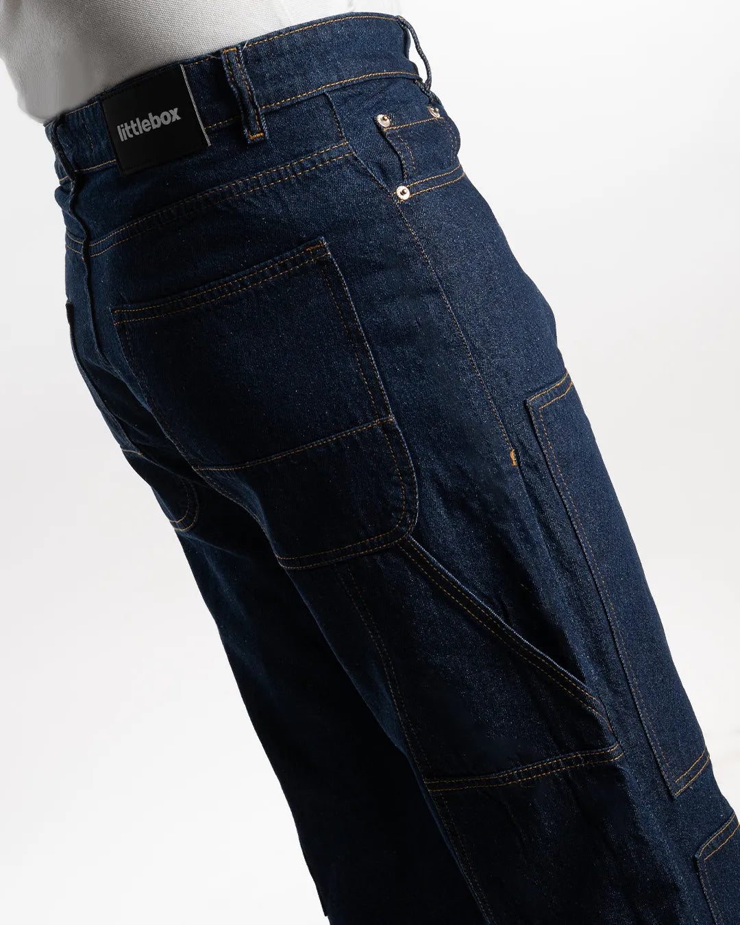 Men Smart Slim Fit Mid Rise Clean Look Jeans