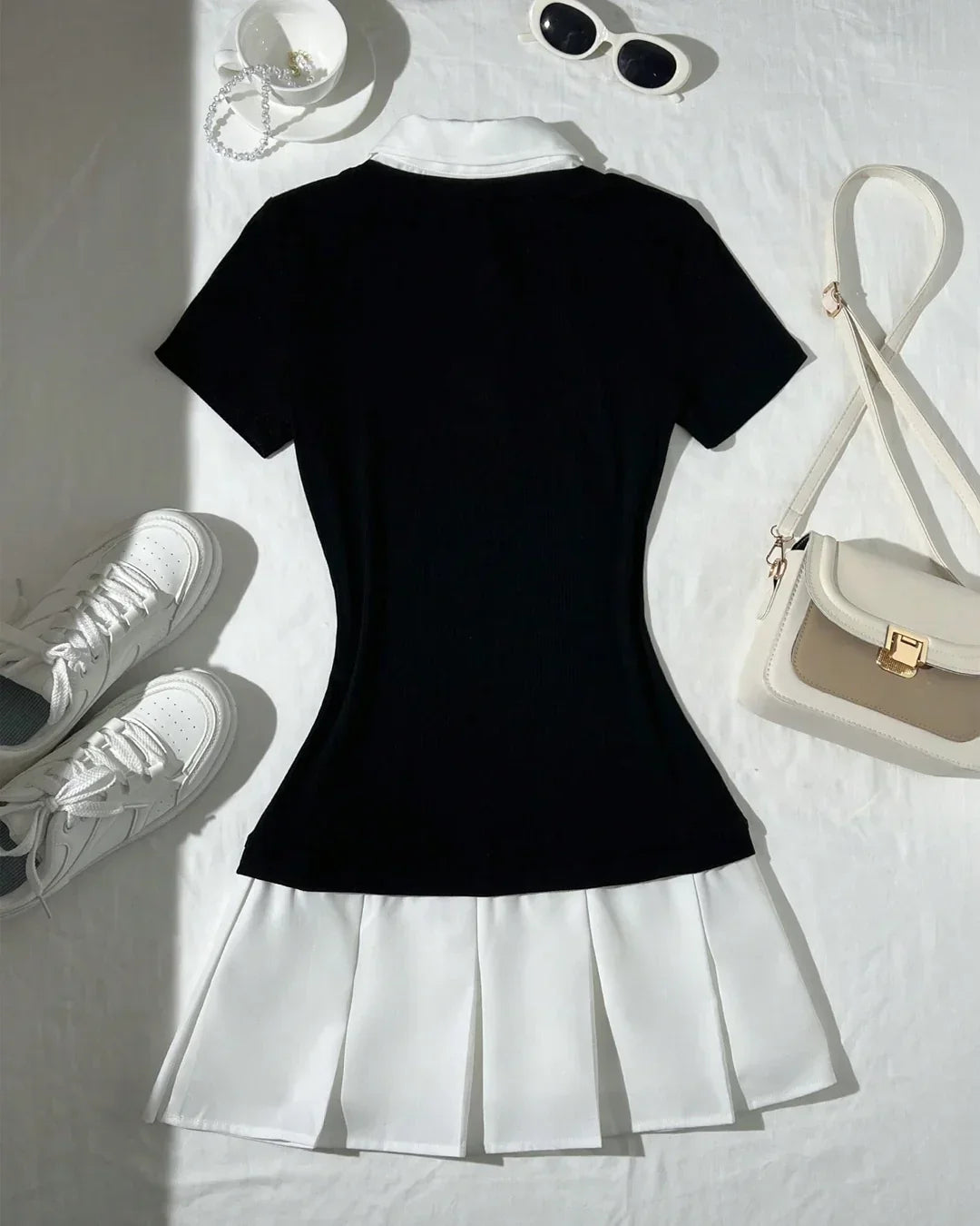 Contrast Collar Pleated Hem Mini Dress in Black Curve & Plus