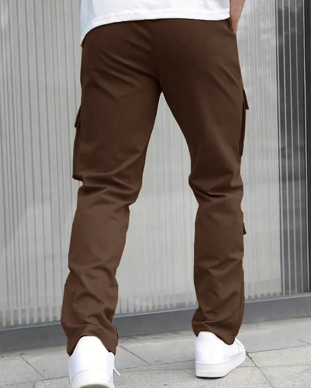 Men Solid Color Front Tie Pocket Simple Casual Straight Leg Cargo Pants In Chocolate Brown