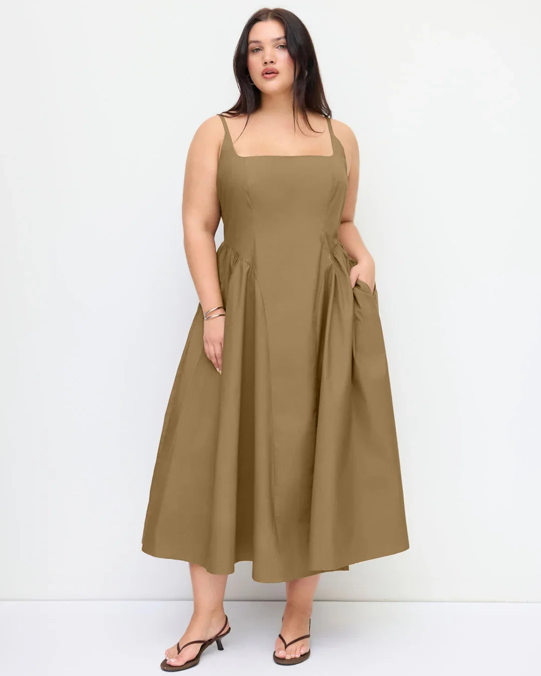 U-neckline Ruched Ruffle Hem Maxi Cami Dress in Mud Curve & Plus