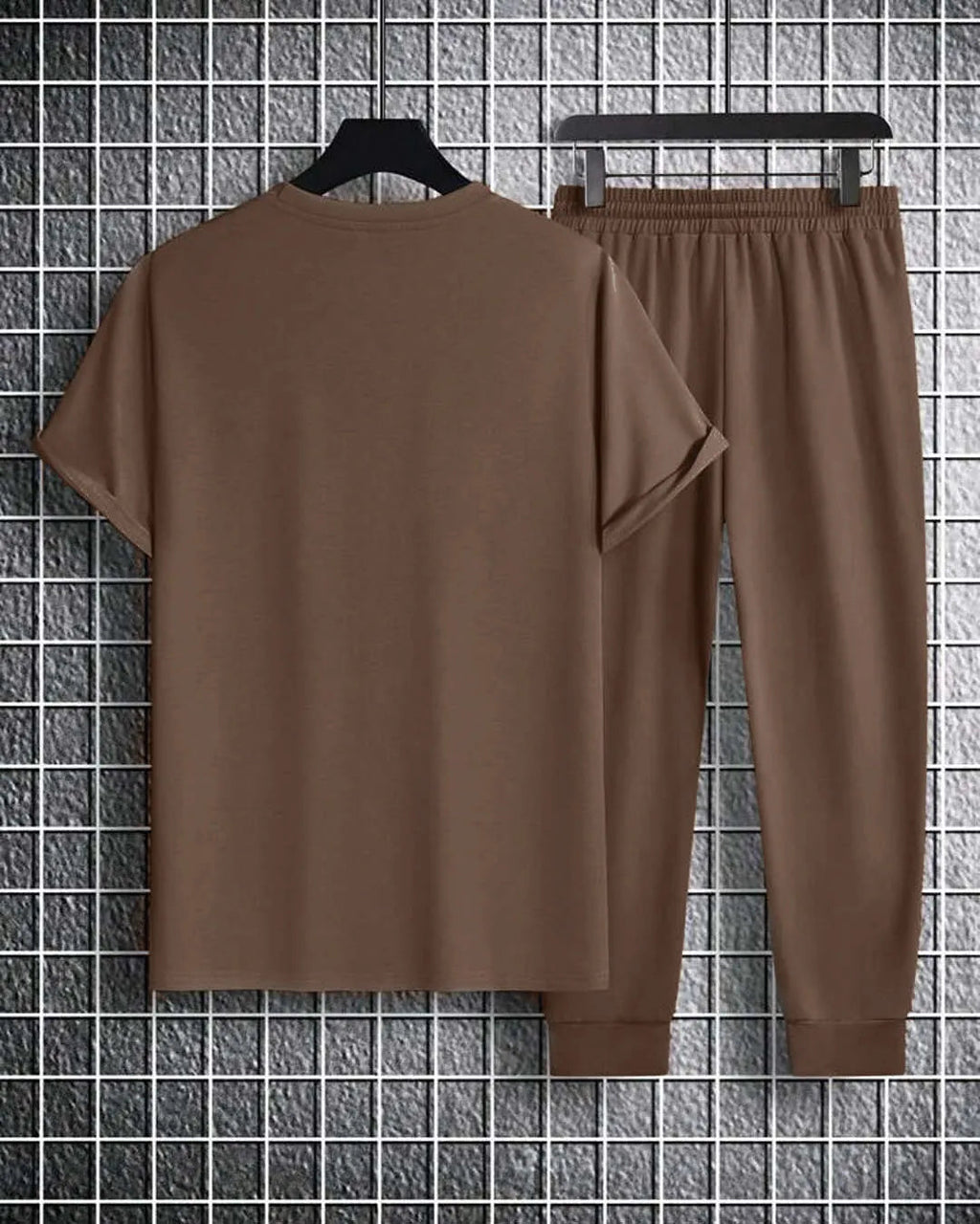 Men Crew Neck Short Sleeve Flap Pocket Drawstring Casual Comfortable Set in Chocolate Brown