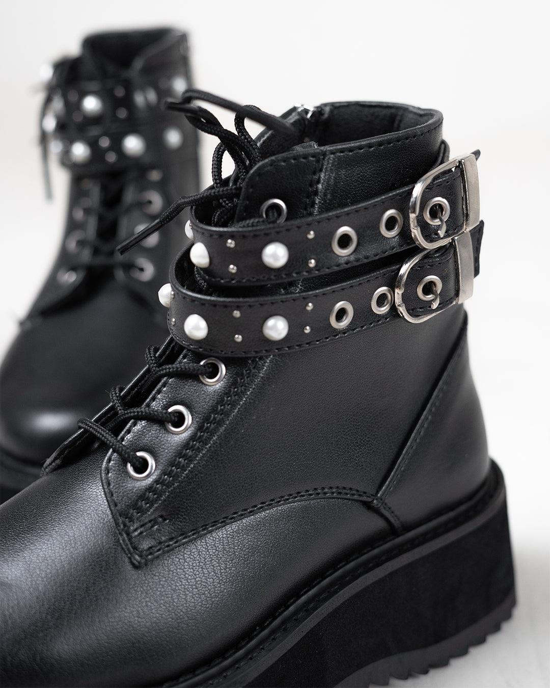 Off Duty Aesthetic Silver Studs Black Chunky Boots