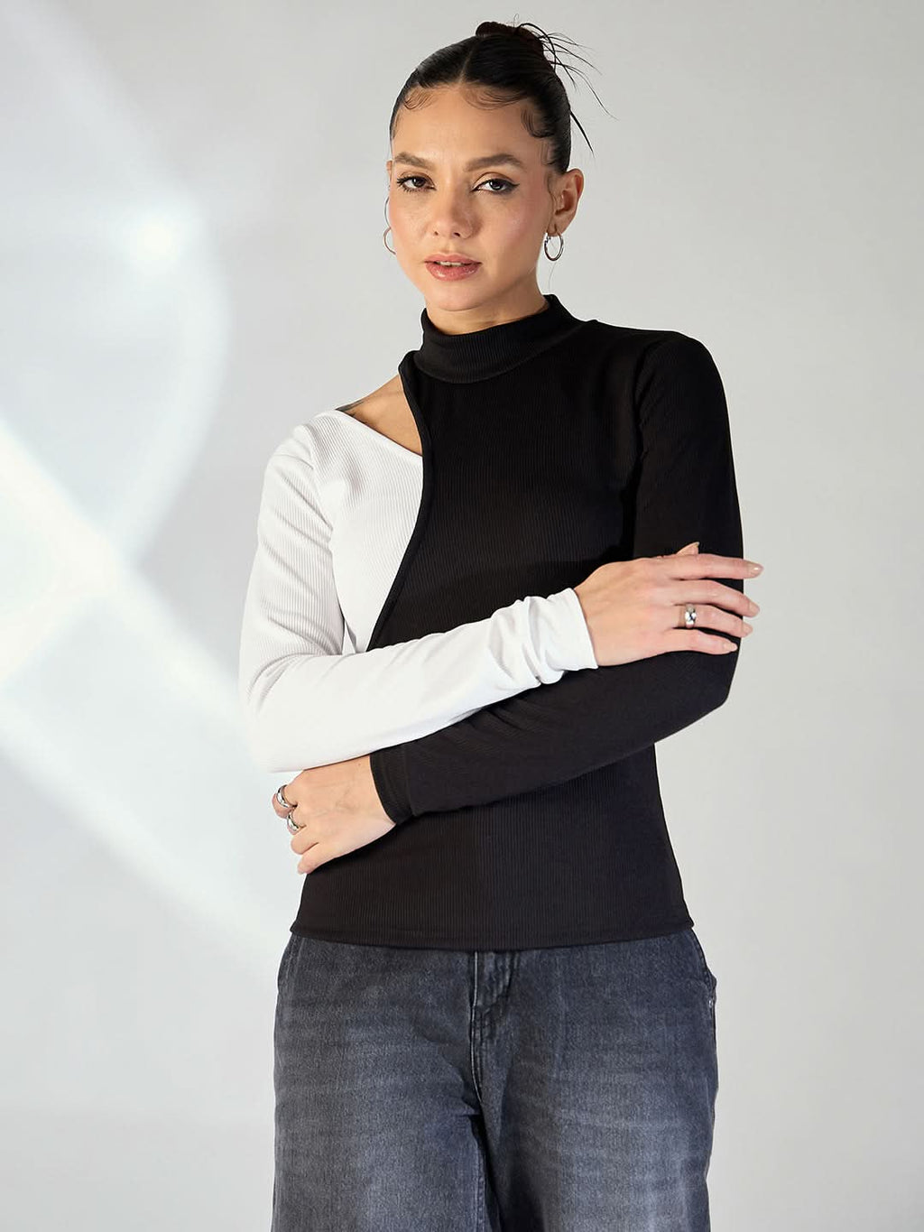 Stretchable Dual Tone Cutout Top