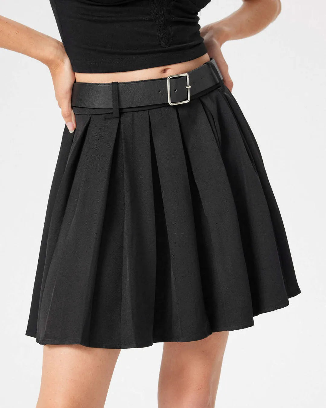 Korean Style High Waist Pleated Black Skirt