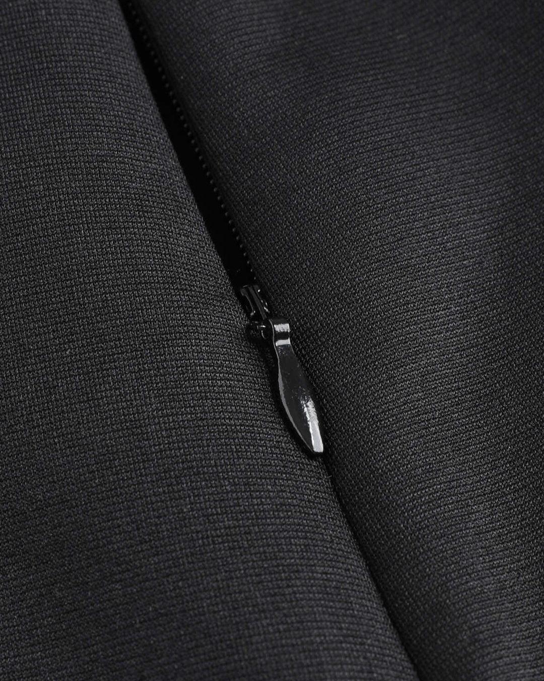 Blockcore Inspired Solid Mini Skirt In Black